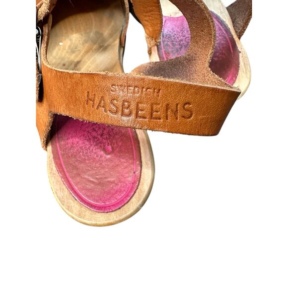 Swedish Hasbeens Brown Almond Toe T-Strap Wooden Block Heel Leather Clogs Size 5 - Picture 10 of 15